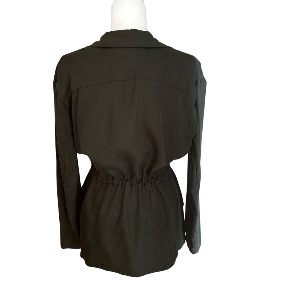 Revolve Cupcakes and Cashmere Army Jacket women’s sz medium olive green casual - Picture 2 of 15